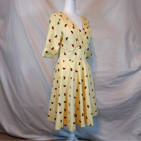 Unique Vintage Womens Dress Size L 10-12. Watermelons On Yellow Knee Length Zip - Picture 6 of 12